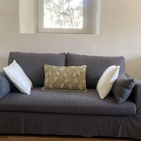 Charme Nel Borgo Appartamento Lina Corniglio Esterno foto